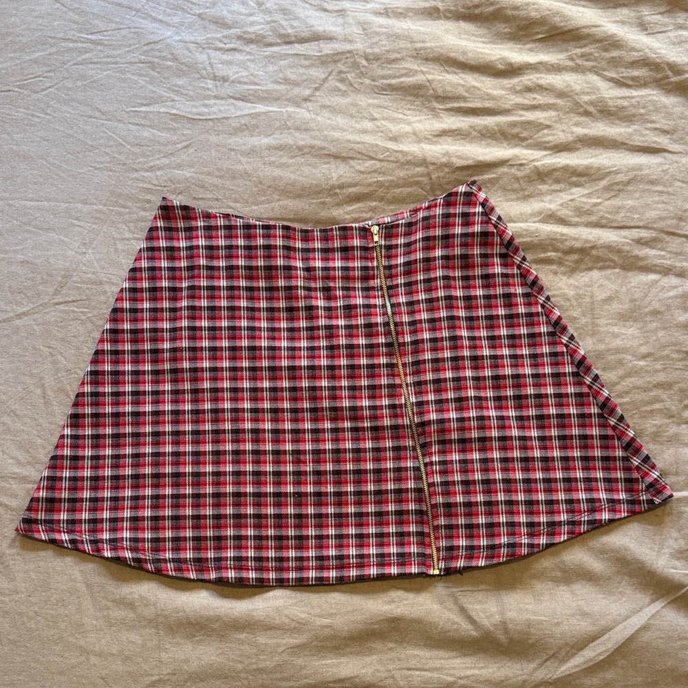 Plaid A-Line Skirt with Front Zip